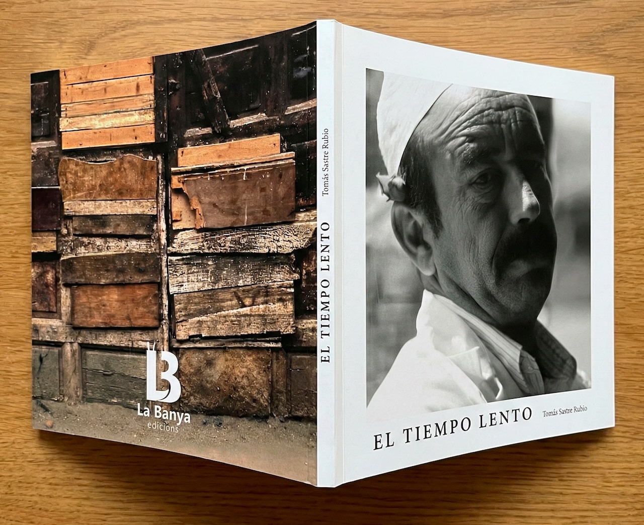 Portada libro "El tiempo lento", de Tomás Sastre Rubio